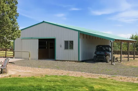5900 NW 59th Street Redmond OR 97756