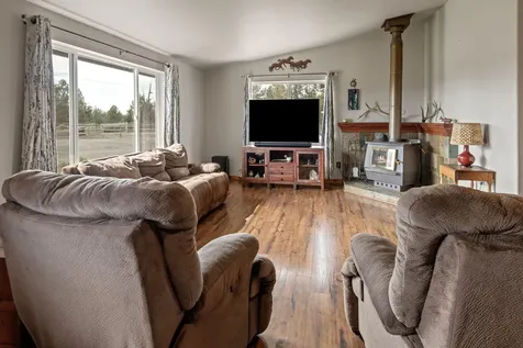 5900 NW 59th Street Redmond OR 97756