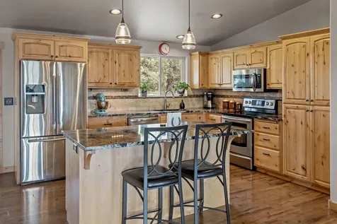 5900 NW 59th Street Redmond OR 97756