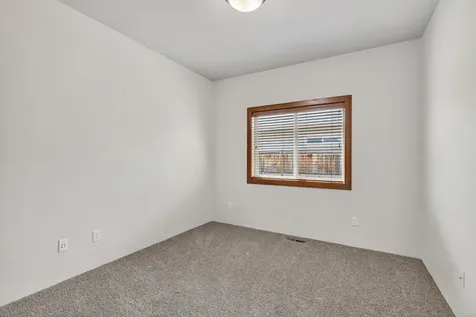 1621 Monarch Lane Medford OR 97504
