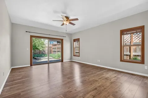 1621 Monarch Lane Medford OR 97504