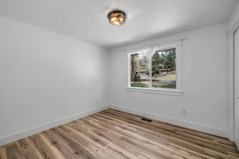 61114 Deer Valley Drive Bend OR 97702