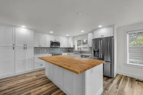 61114 Deer Valley Drive Bend OR 97702