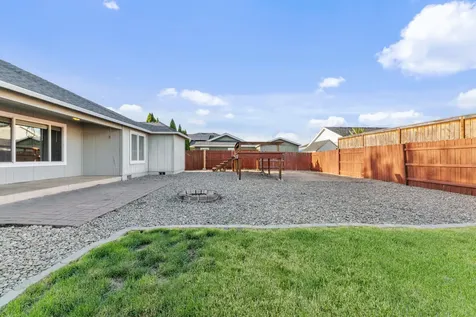 8414 Atlantic Avenue White City OR 97503