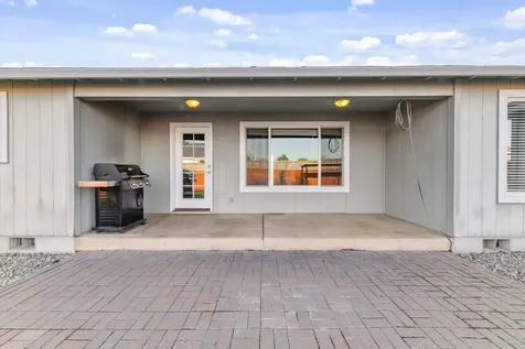 8414 Atlantic Avenue White City OR 97503