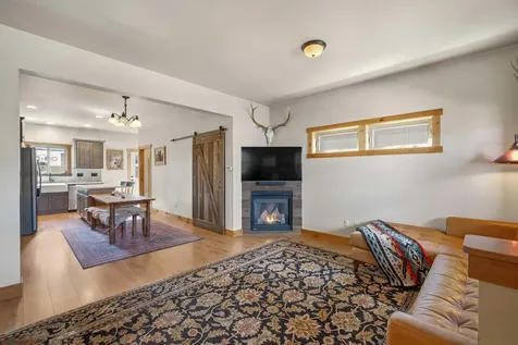 353 E Aspenwood Avenue Sisters OR 97759