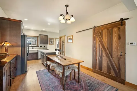 353 E Aspenwood Avenue Sisters OR 97759