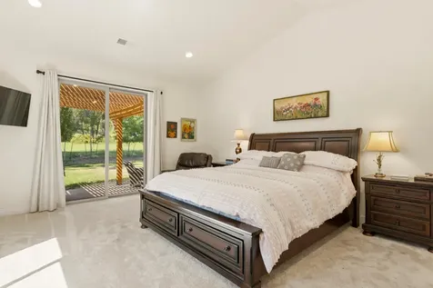 6914 Redstart Road Klamath Falls OR 97601
