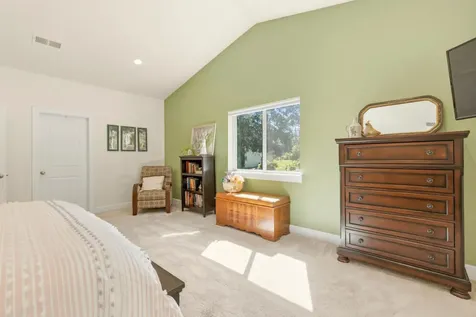 6914 Redstart Road Klamath Falls OR 97601