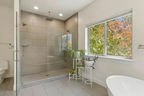 6914 Redstart Road Klamath Falls OR 97601