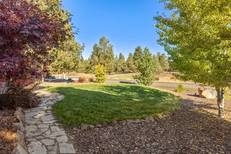 6914 Redstart Road Klamath Falls OR 97601