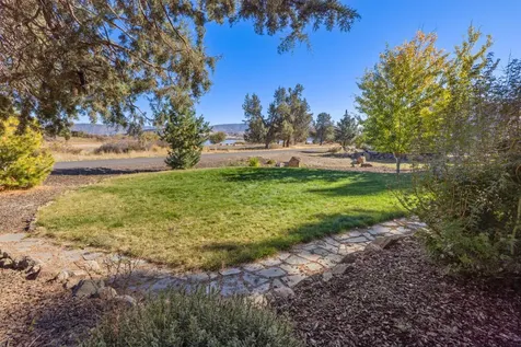 6914 Redstart Road Klamath Falls OR 97601