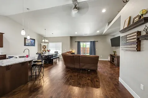 1956 Layla Drive Medford OR 97501
