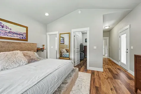 1956 Layla Drive Medford OR 97501