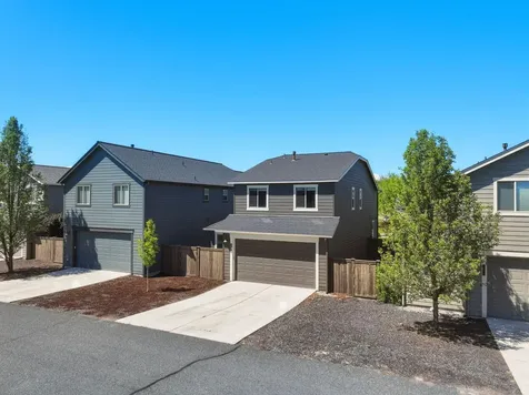 3410 SW 28th Street Redmond OR 97756