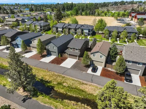 3410 SW 28th Street Redmond OR 97756