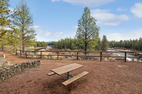 16615 Grey Pine Street La Pine OR 97739