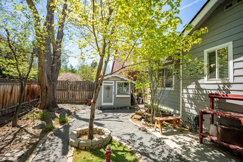 1886 NE Curtis Drive Bend OR 97701