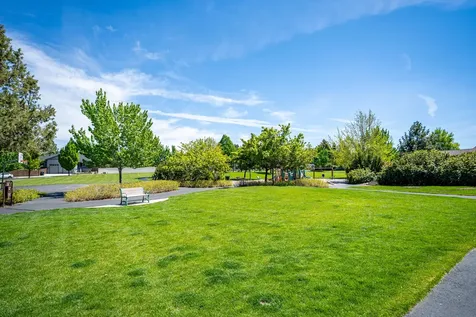 1886 NE Curtis Drive Bend OR 97701