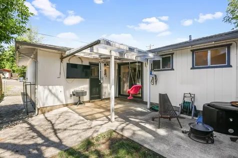 2190 Crestbrook Road Medford OR 97504