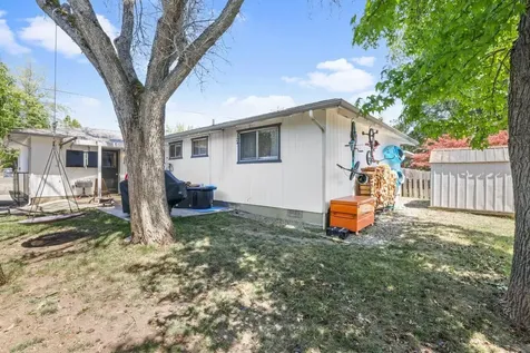 2190 Crestbrook Road Medford OR 97504