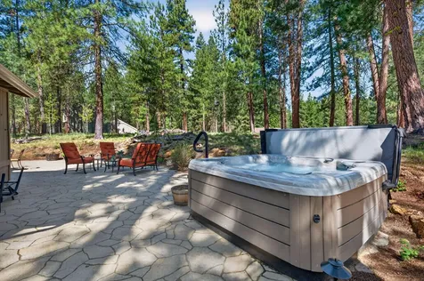 70800 Samphire Black Butte Ranch OR 97759