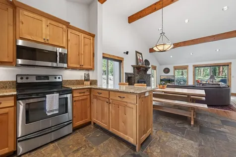 70800 Samphire Black Butte Ranch OR 97759