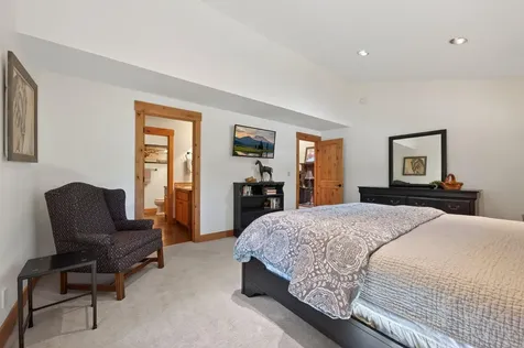 70800 Samphire Black Butte Ranch OR 97759