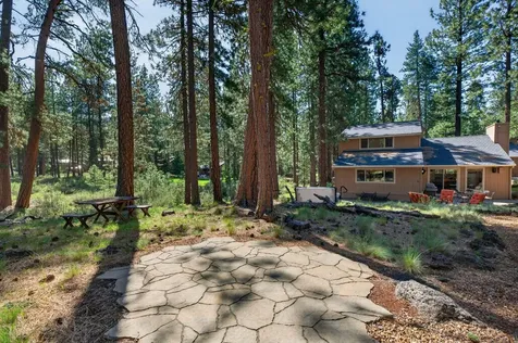 70800 Samphire Black Butte Ranch OR 97759
