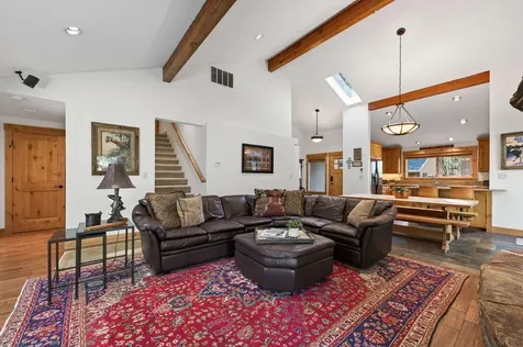 70800 Samphire Black Butte Ranch OR 97759