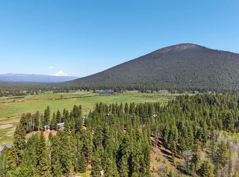 70800 Samphire Black Butte Ranch OR 97759