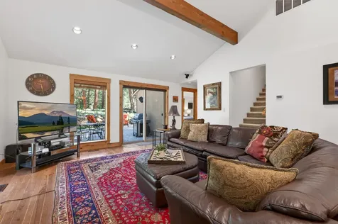 70800 Samphire Black Butte Ranch OR 97759