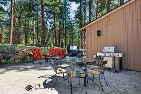 70800 Samphire Black Butte Ranch OR 97759