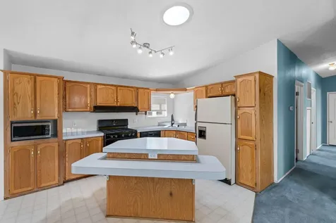 215 SE J Street Madras OR 97741