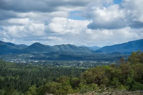 250 Adams Way Grants Pass OR 97526