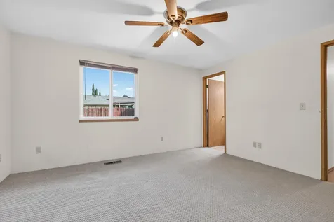 2129 Jubilant Avenue Medford OR 97504