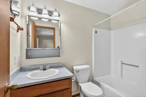 2129 Jubilant Avenue Medford OR 97504