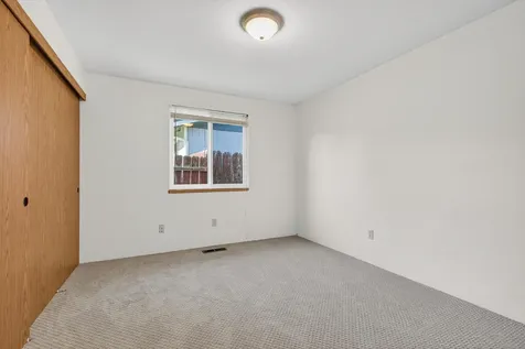 2129 Jubilant Avenue Medford OR 97504