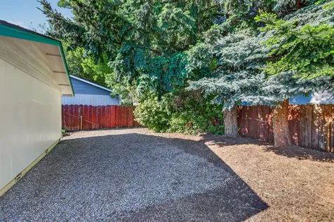 2129 Jubilant Avenue Medford OR 97504
