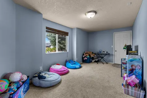 648 NE Cougar Loop Prineville OR 97754