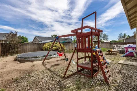 648 NE Cougar Loop Prineville OR 97754