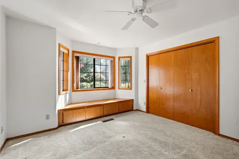 1007 NW Regent Drive Grants Pass OR 97526
