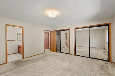 1007 NW Regent Drive Grants Pass OR 97526