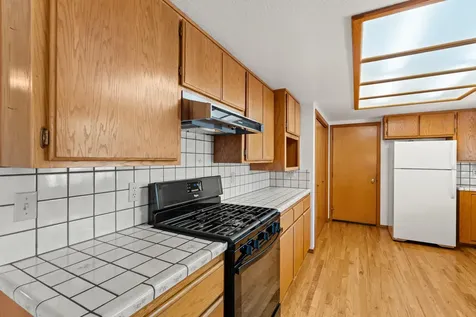 1007 NW Regent Drive Grants Pass OR 97526