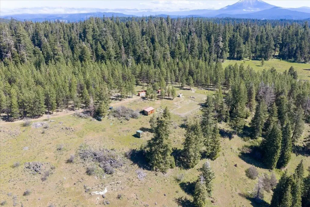 13889 Dead Indian Memorial Road Ashland OR 97520