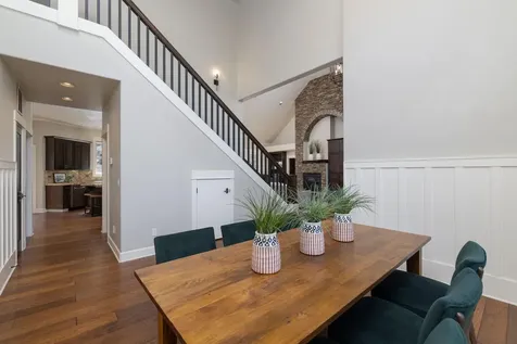 3193 NW Colonial Drive Bend OR 97703