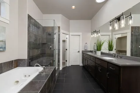 3193 NW Colonial Drive Bend OR 97703