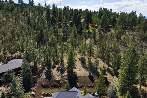 3193 NW Colonial Drive Bend OR 97703