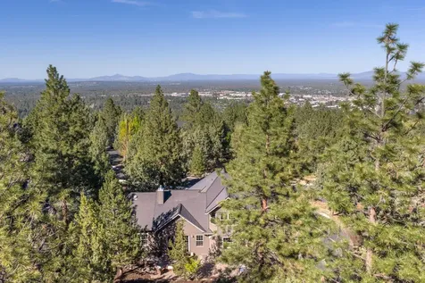 3193 NW Colonial Drive Bend OR 97703
