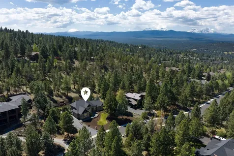 3193 NW Colonial Drive Bend OR 97703